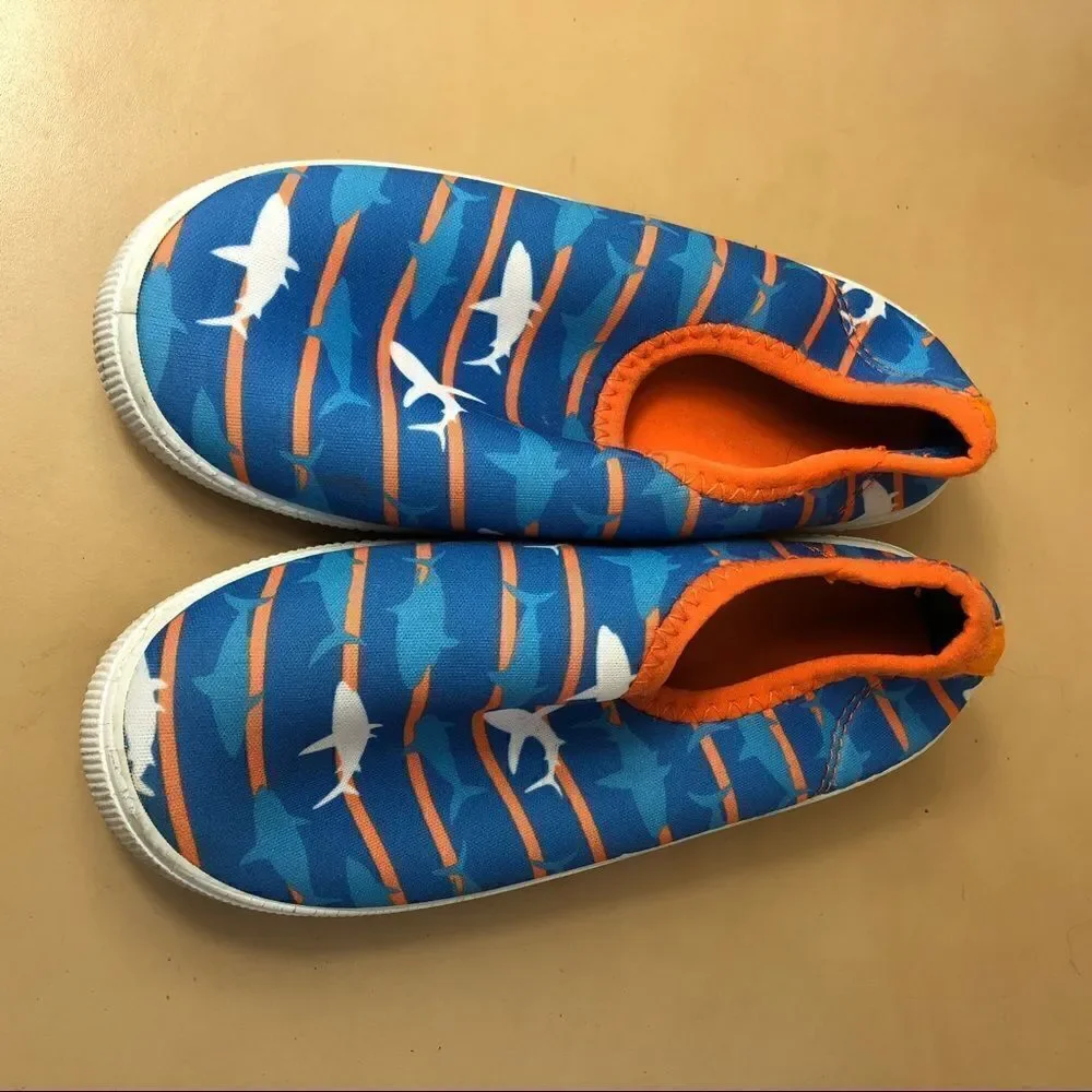Toddler shark water shoes